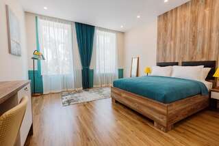 Отель Boulevard Hotel Batumi Батуми Номер с кроватью размера "queen-size" и видом на сад-2
